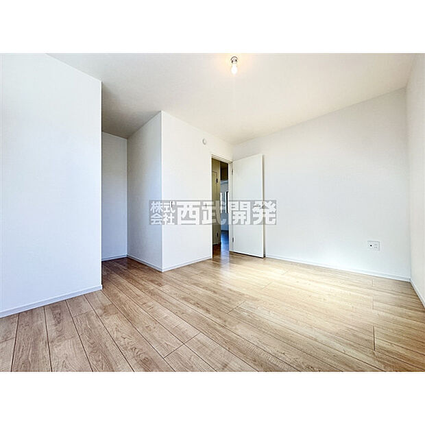 【2階洋室7.5帖】