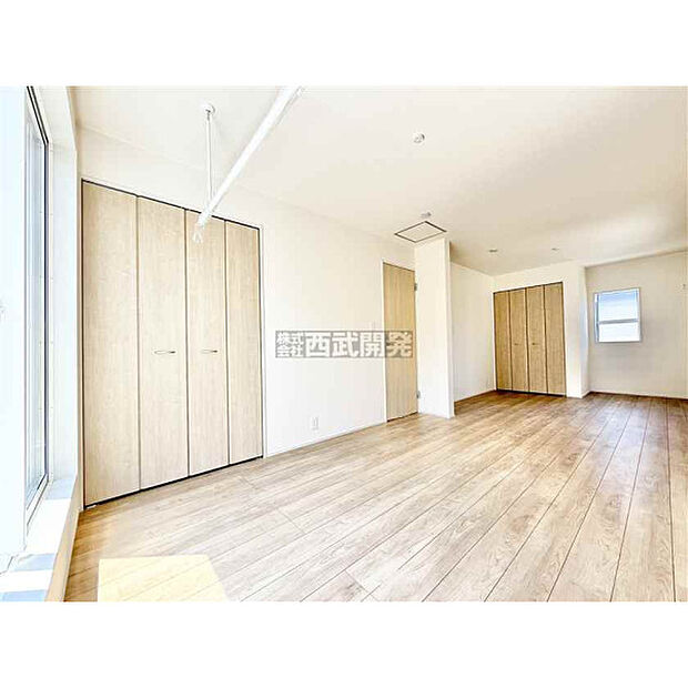 洋室11.25帖