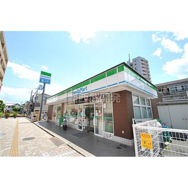 ファミリーマート西武狭山ヶ丘駅前店