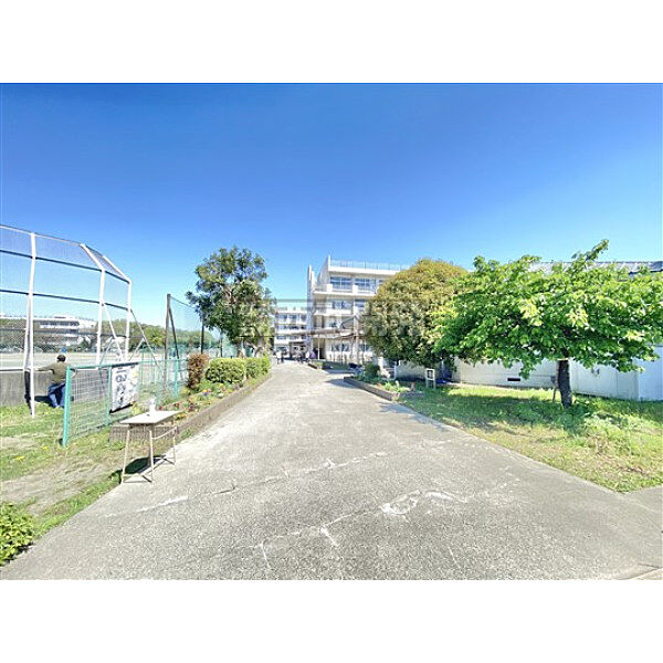 狭山ヶ丘中学校