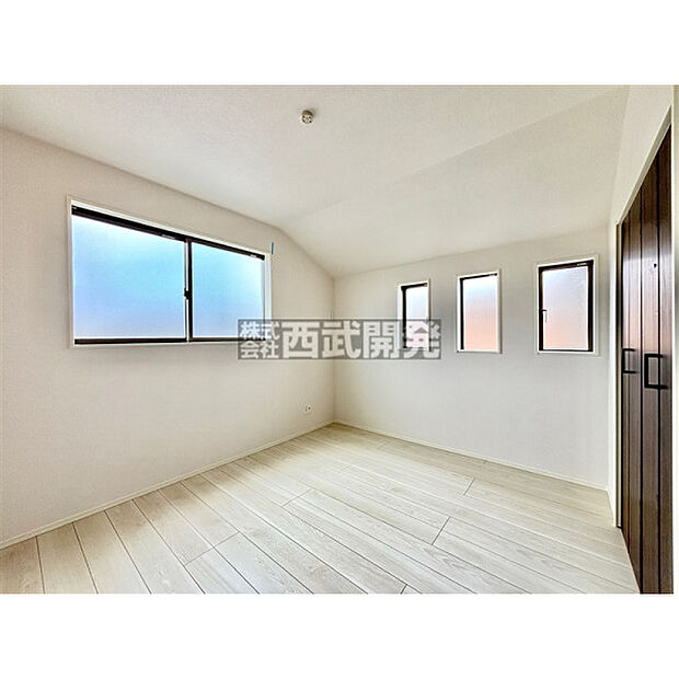 2階北側洋室6帖