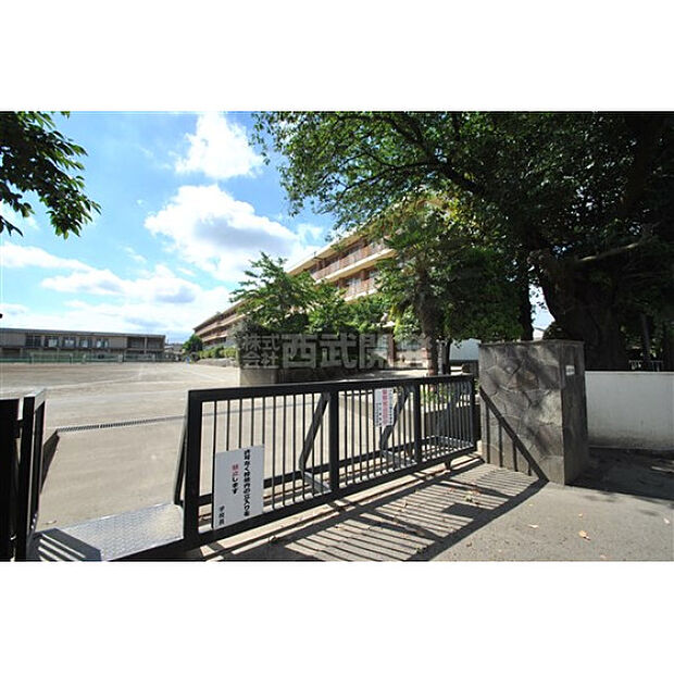 南陵中学校