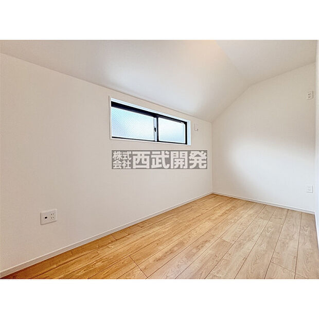 2階北東側洋室4帖