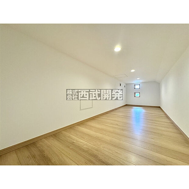 小屋裏収納7帖