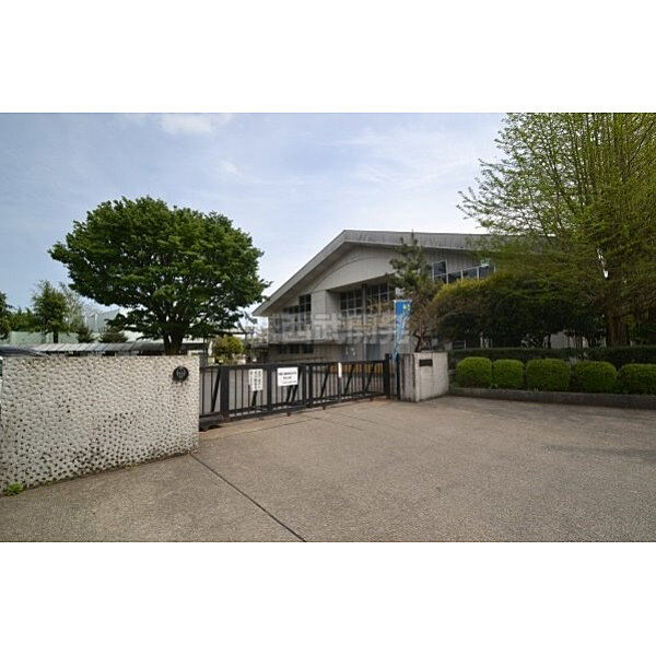明峰小学校
