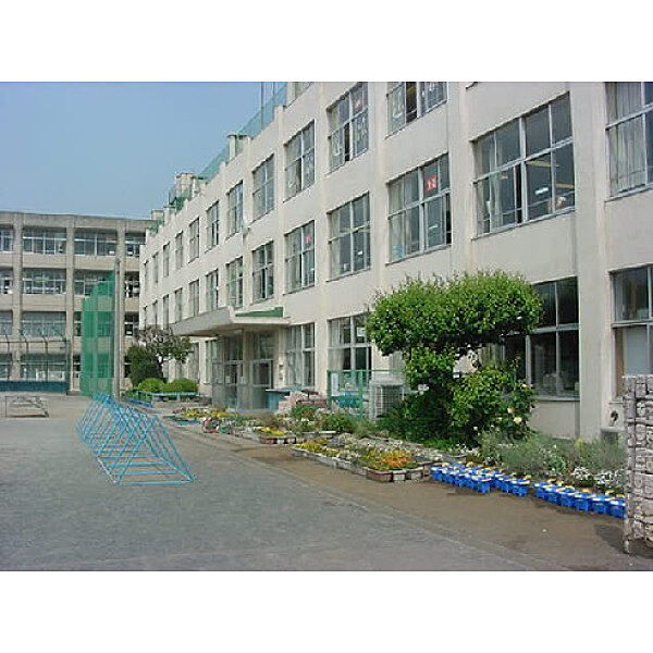 宮寺小学校