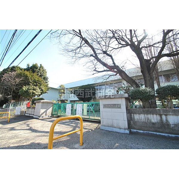 北秋津小学校