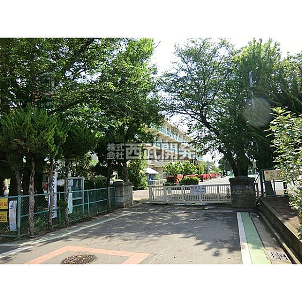 安松小学校