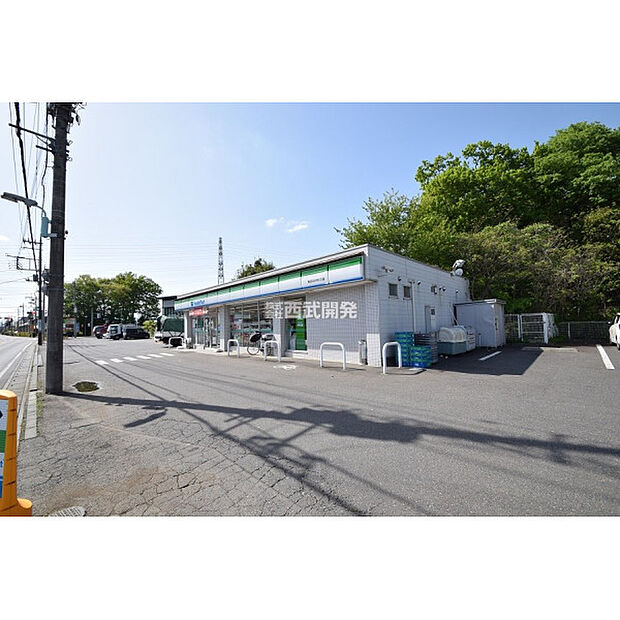 ファミリーマート所沢ネオポリス店
