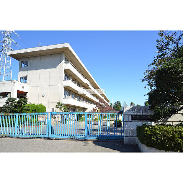 川越西小学校
