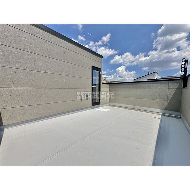 ルーフバルコニー