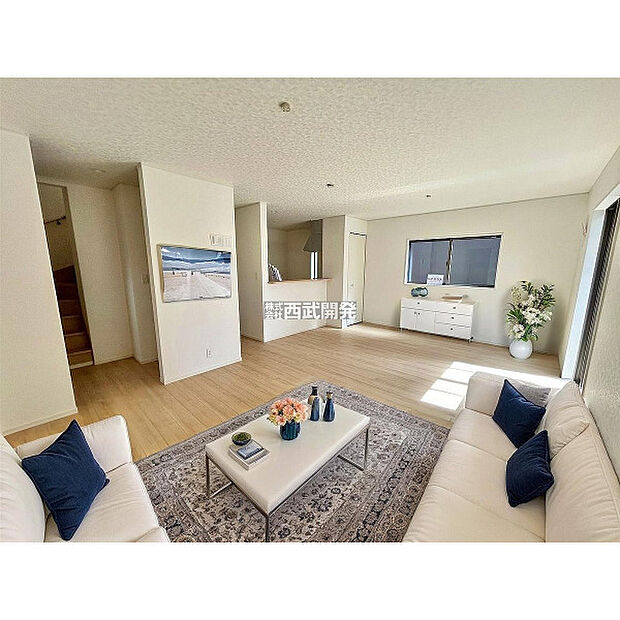 配置してある家具や小物はCGによるイメージです。LDK