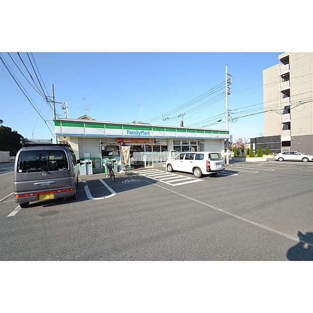 ファミリーマート狭山台南店