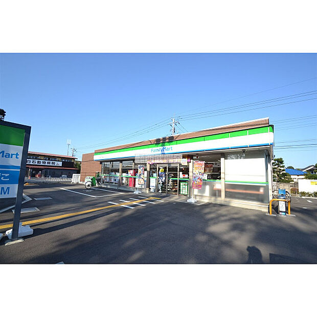 ファミリーマート狭山けやき通り店