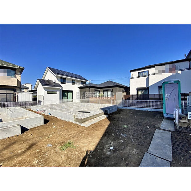 令和7年11月23日撮影　B号棟