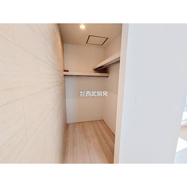 ウォークインクローゼット