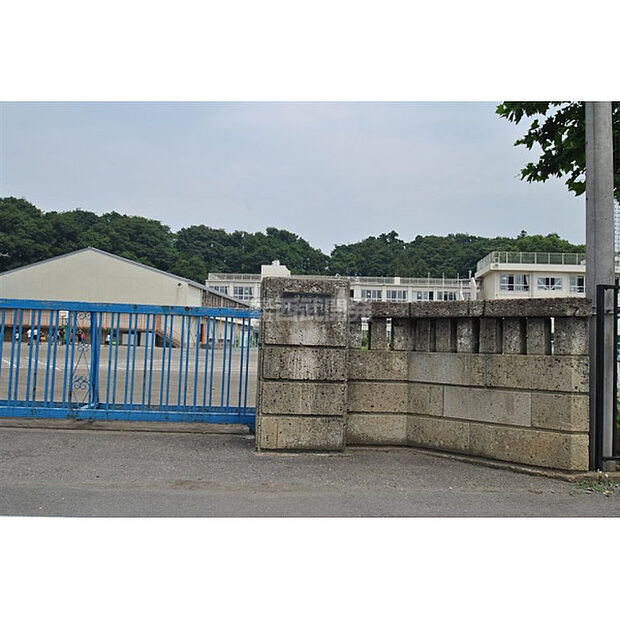 水富小学校