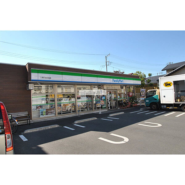 ファミリーマート入間川病院前