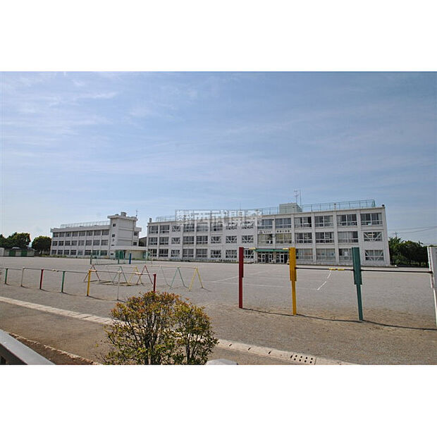 奥冨小学校