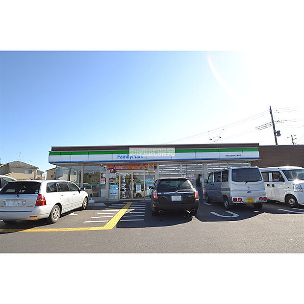 ファミリーマート川越安比奈親水公園前
