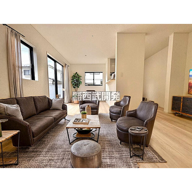 配置してある家具や小物はCGによるイメージです。