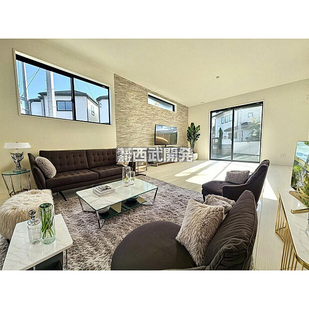 配置してある家具や小物はCGによるイメージです。