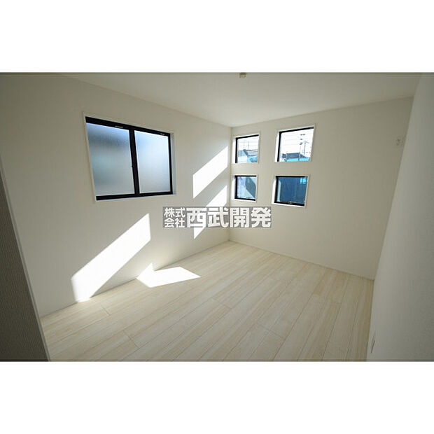 2階東側洋室