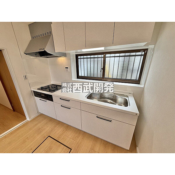 キッチンを拡大表示