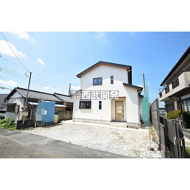 南側隣家が平家建のため陽当たり良好です。