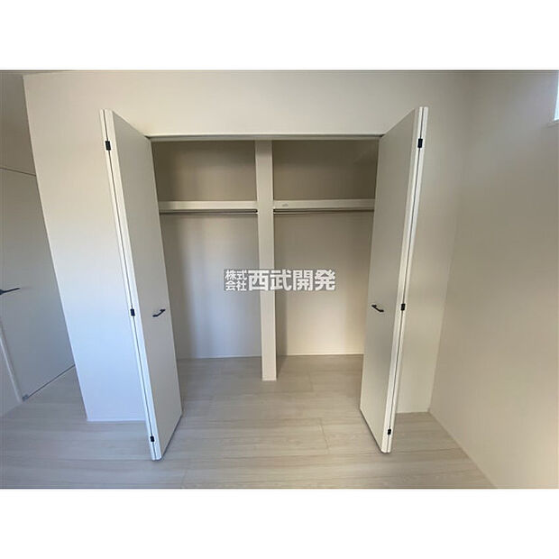 洋室7．5帖備え付けのクローゼット