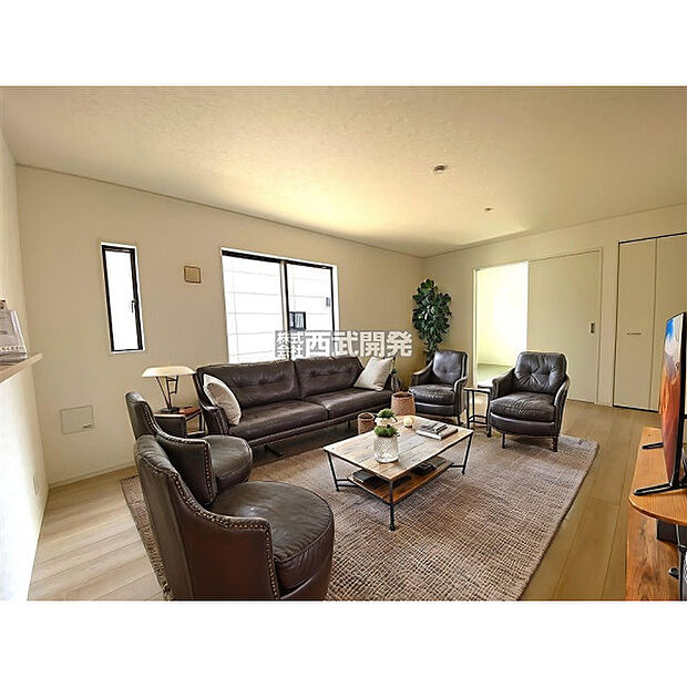 【配置してある家具や小物はCGによるイメージです。】LDK17帖