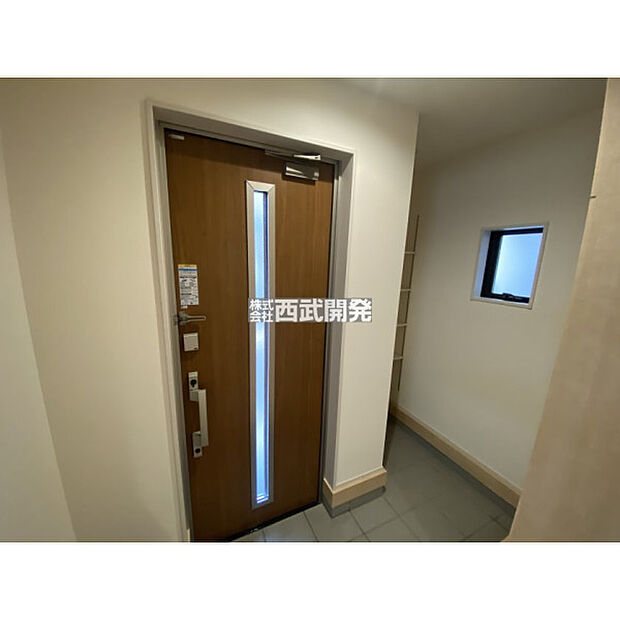 土間収納付き玄関