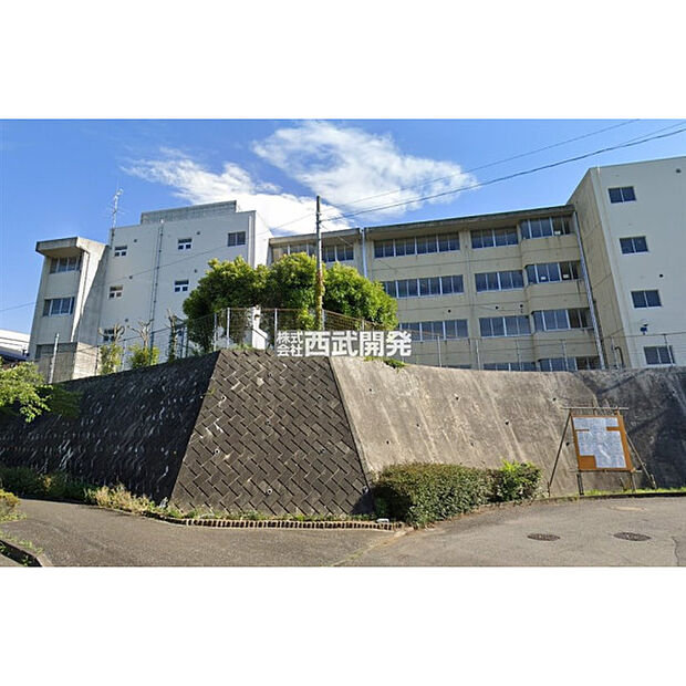 白山中学校