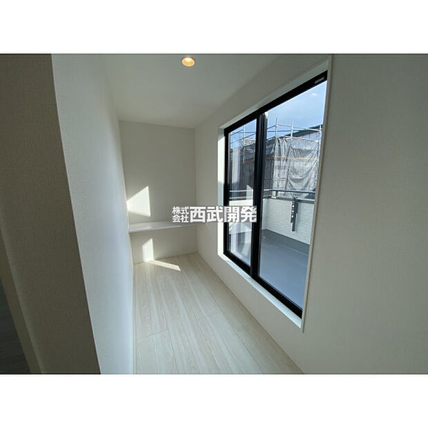 2階廊下カウンター