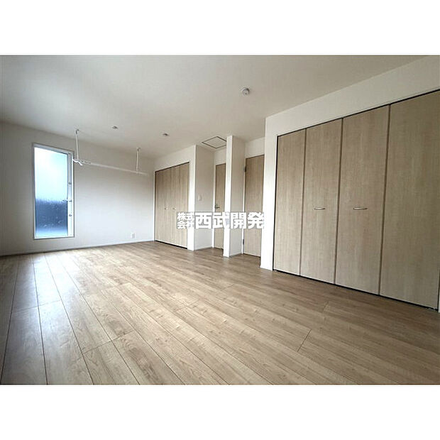 2階洋室10帖/可変型間仕切り