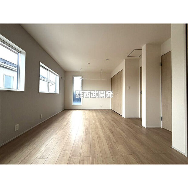 2階洋室10帖/可変型間仕切り