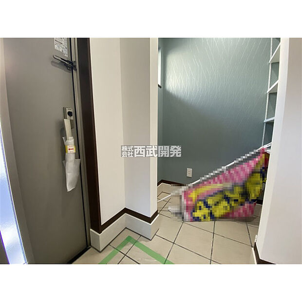 土間収納付き玄関