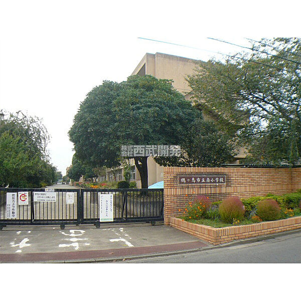 南小学校