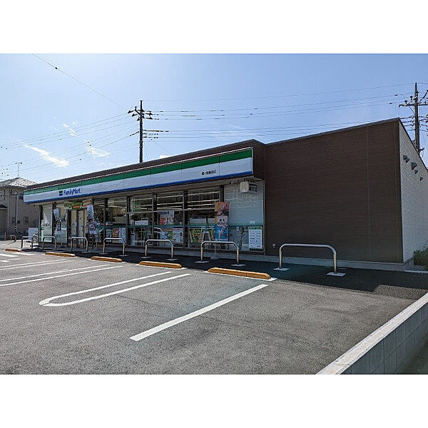 ファミリーマート