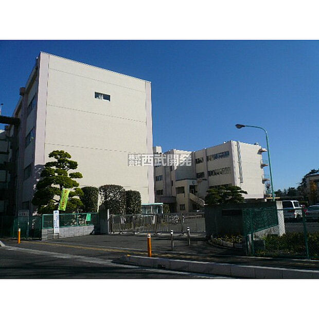 桜中学校