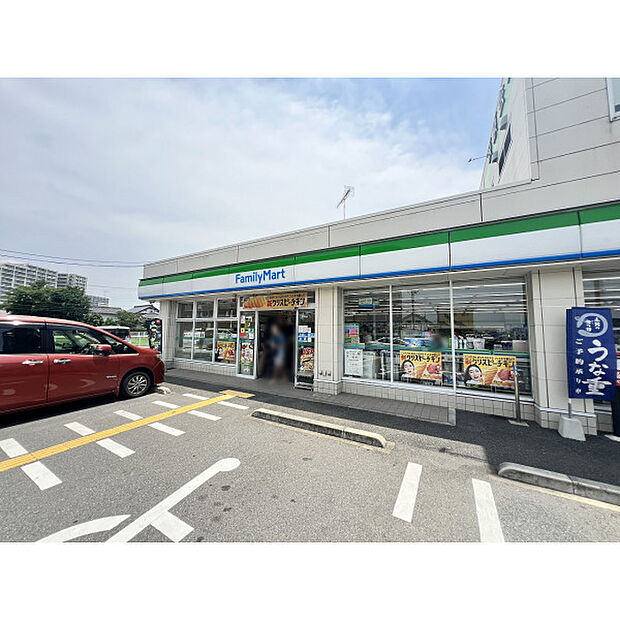 ファミリーマート川越南田島店