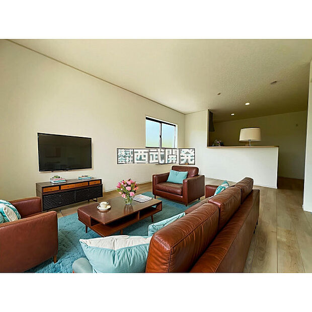 配置してある家具や小物はCGによるイメージです。