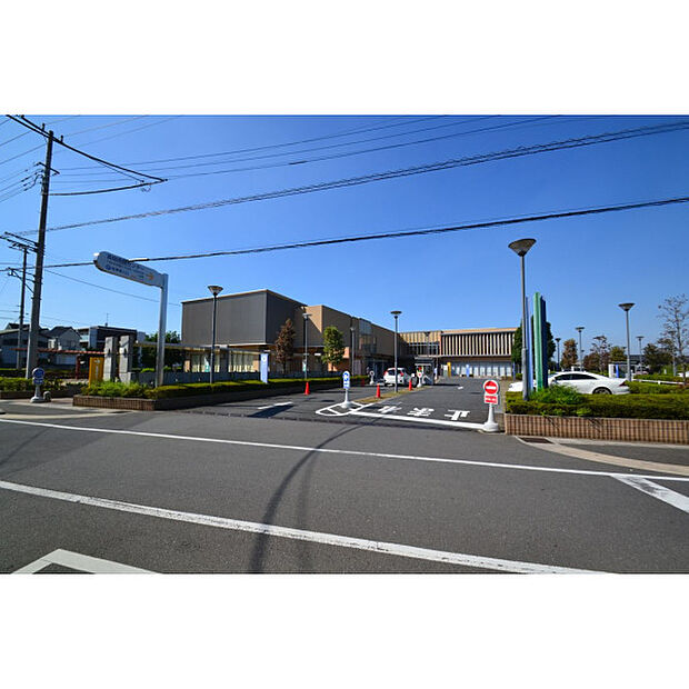 川越市立高階図書館