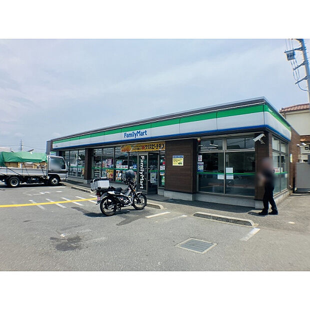 ファミリーマート