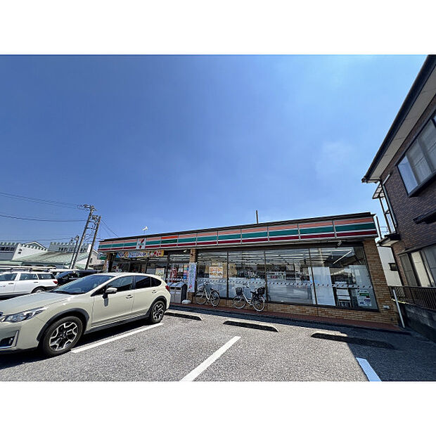 セブンイレブン西川越小室店
