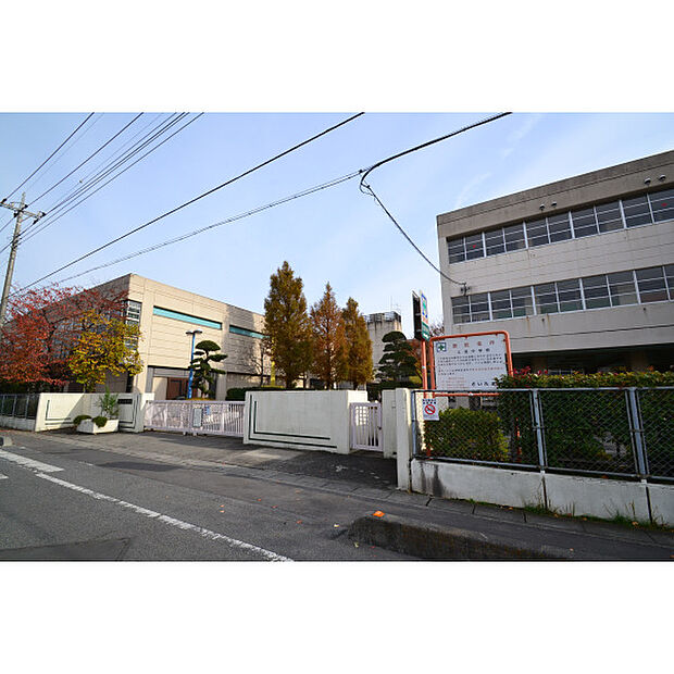 土屋中学校