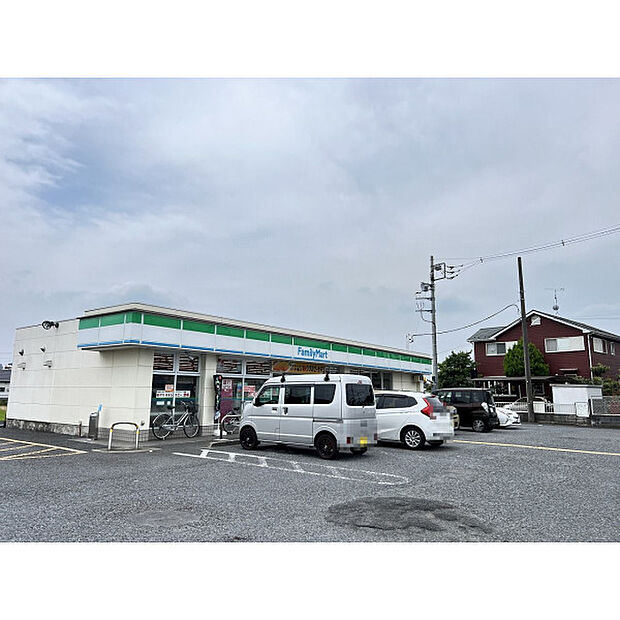 ファミリーマート川越上寺山店