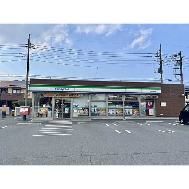 ファミリーマート川越伊勢原店