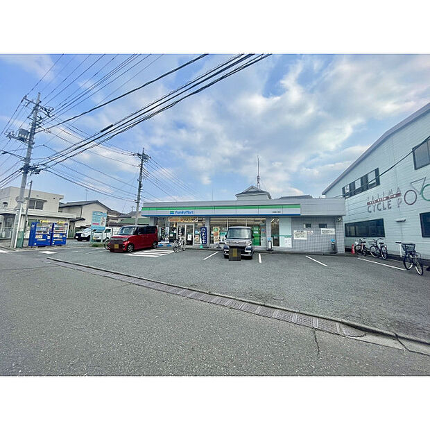 ファミリーマート川越霞ヶ関店