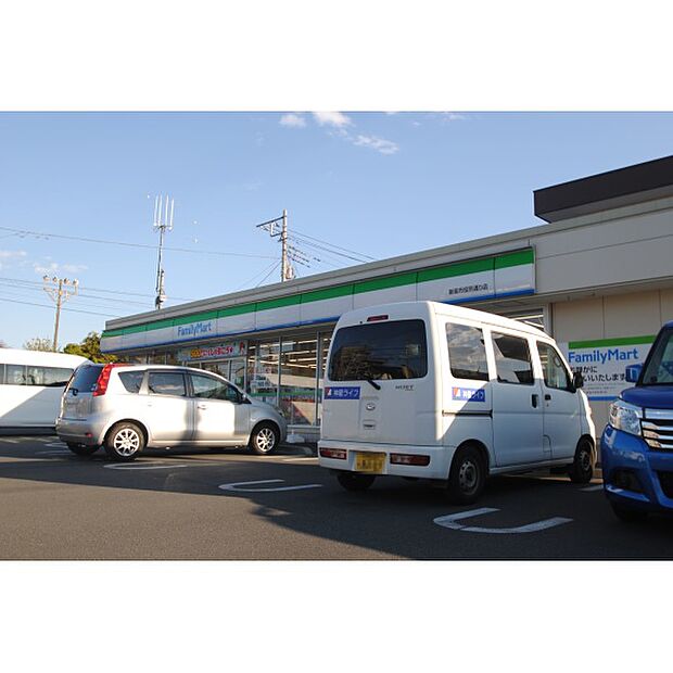 ファミリーマート新座市役所通り店